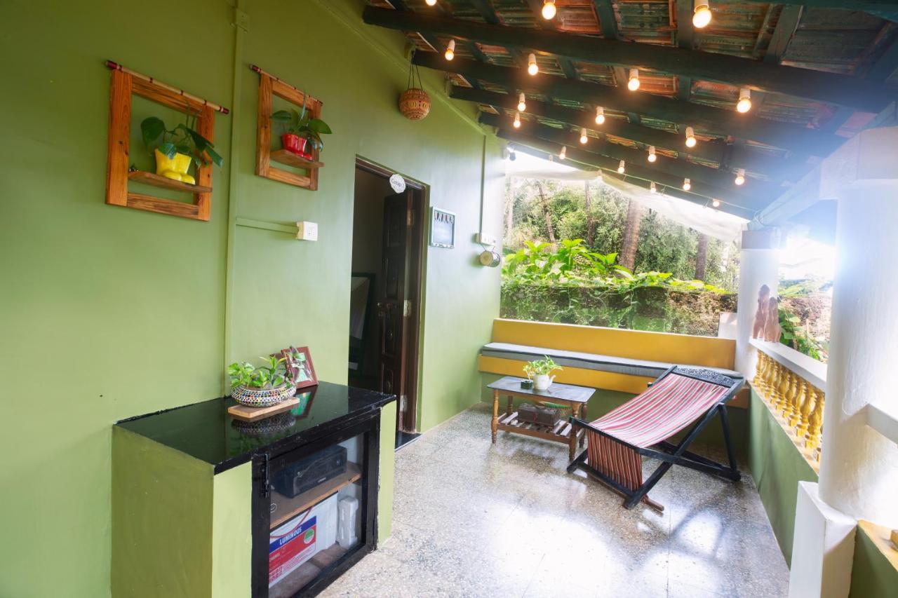 Craft Hostels Анджуна Екстериор снимка