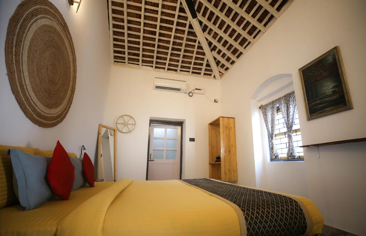 Craft Hostels Анджуна Екстериор снимка