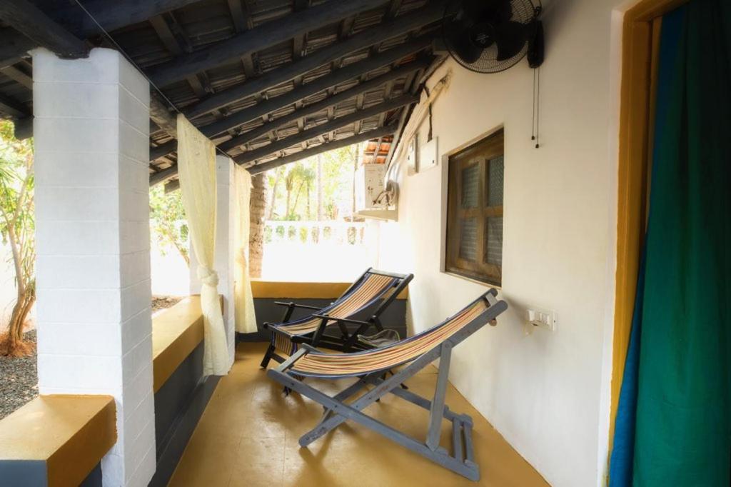 Craft Hostels Анджуна Екстериор снимка
